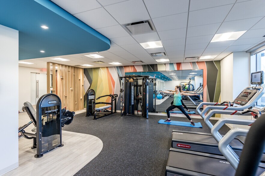More Photos Of 12120 Sunrise Valley Dr, Reston Office For Lease