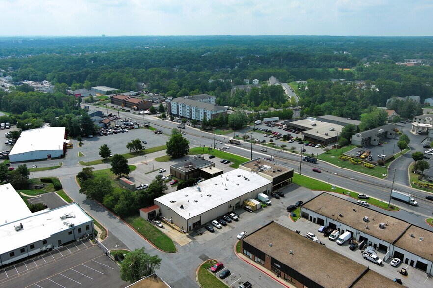 More Photos Of 9885 Washington Blvd, Laurel Warehouse For Lease