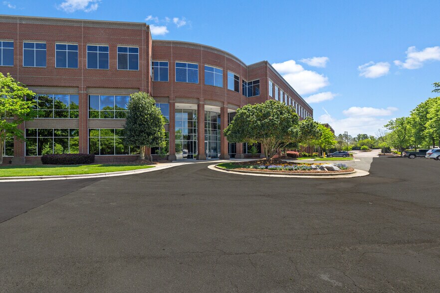 More Photos Of 1500 Perimeter Park Dr, Morrisville Unknown For Lease