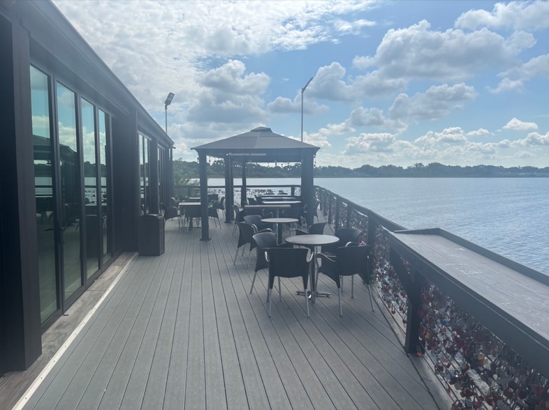 More Photos Of 5300 E Colonial Dr, Orlando Restaurant For Sale