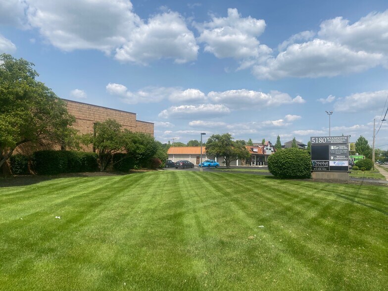More Photos Of 5180 E Main St, Columbus Medical For Lease