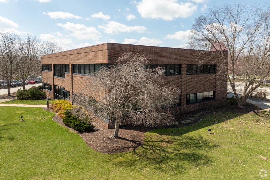 More Photos Of 301 Springside Dr, Akron Office For Sale