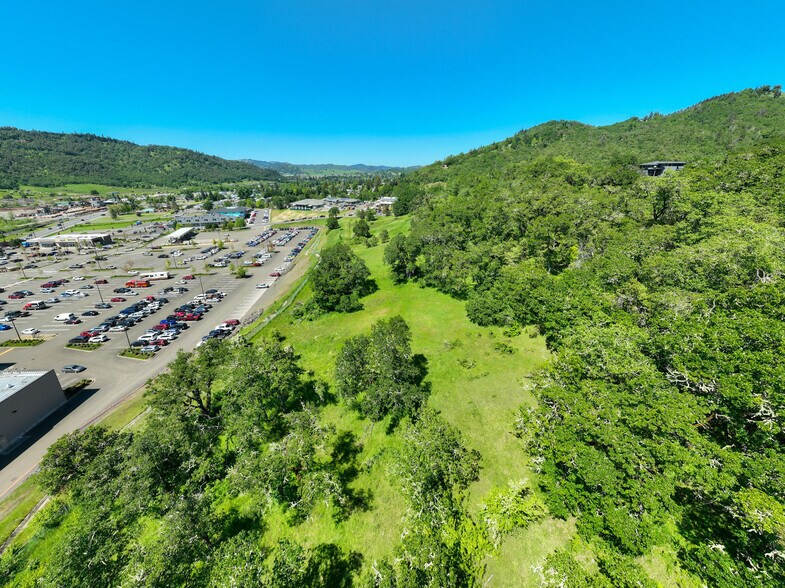 More Photos Of NE Kenneth Ford Dr, Roseburg Land For Sale