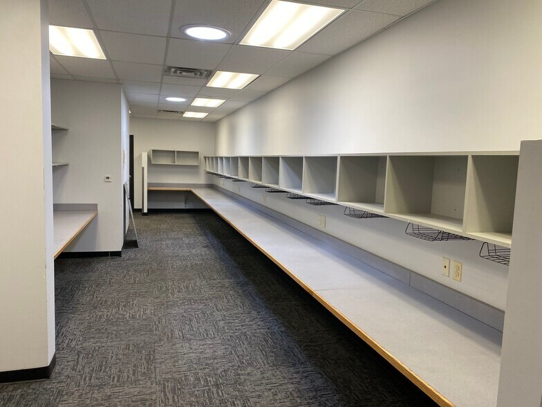 More Photos Of 951 Vallejo St, Denver Warehouse For Sale