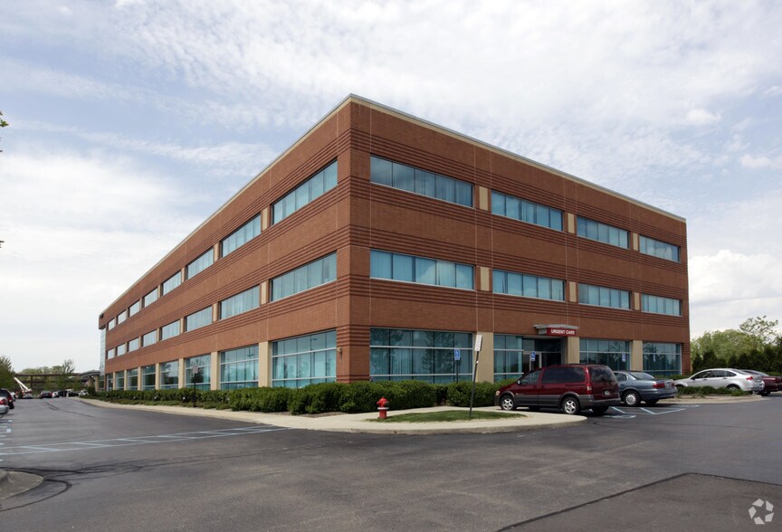 More Photos Of 1701 South Blvd E, Rochester Hills Medical For Lease