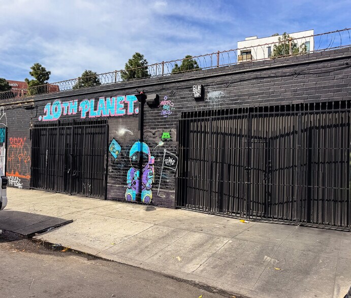 More Photos Of 1320 S Grand Ave, Los Angeles Warehouse For Lease