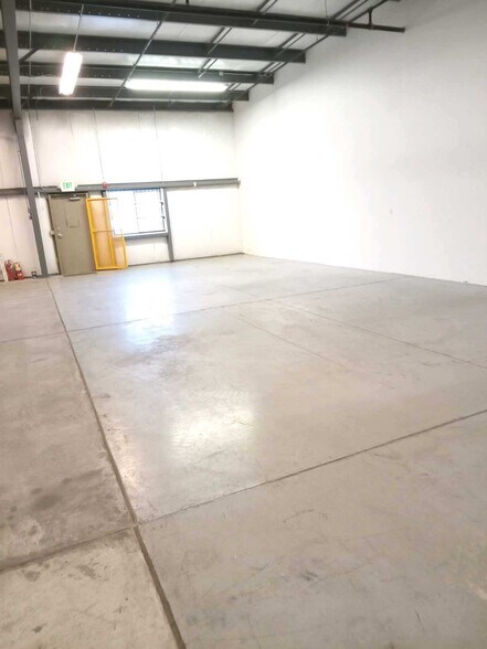 More Photos Of 3020 W 500 S, Salt Lake City Light Manufacturing For Lease