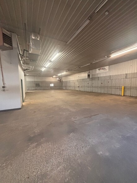 More Photos Of 6263 Taft Rd, Syracuse Warehouse For Lease