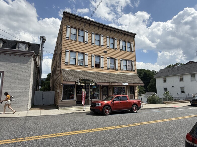 More Photos Of 272 Main St, Highland Falls Storefront Retail Residential For Sale
