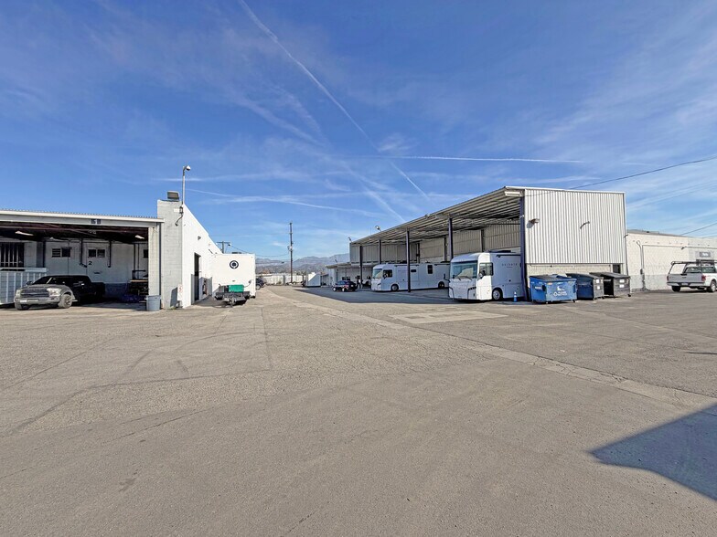 More Photos Of 11473 Penrose St, Sun Valley Land For Lease