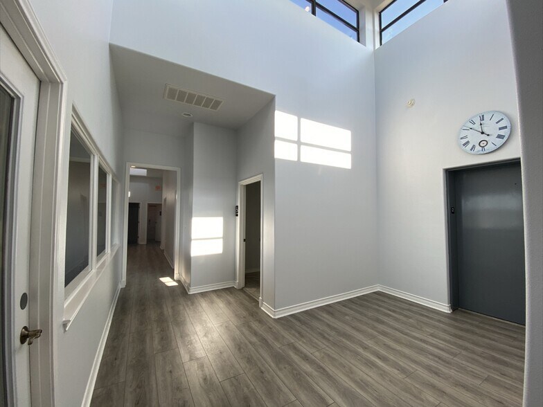 More Photos Of 16201 Dodd St, Volente Coworking Space