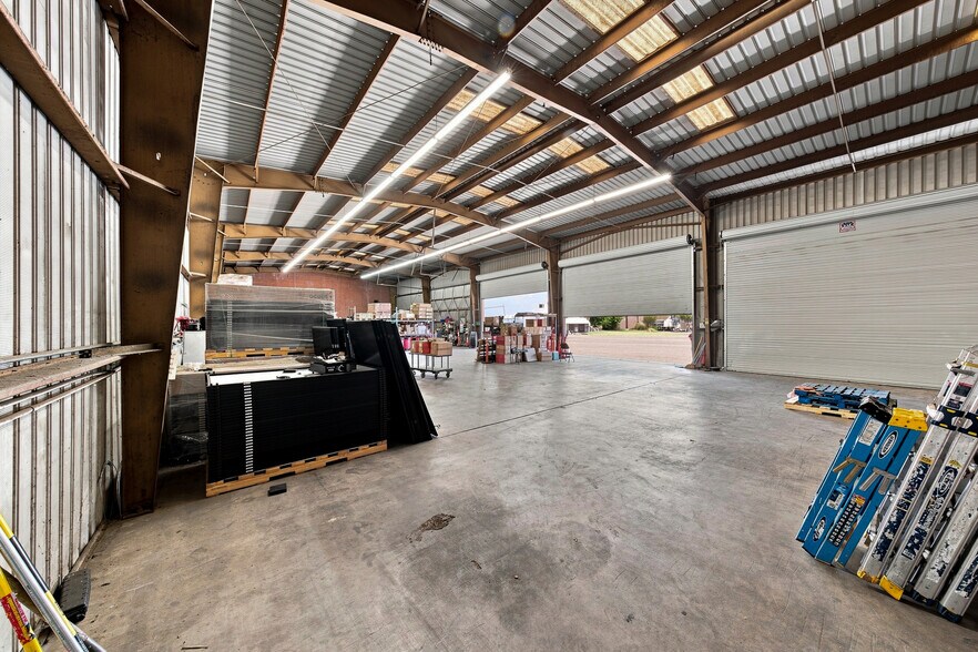 More Photos Of 1075 E 2nd St, Pomona Warehouse For Sale