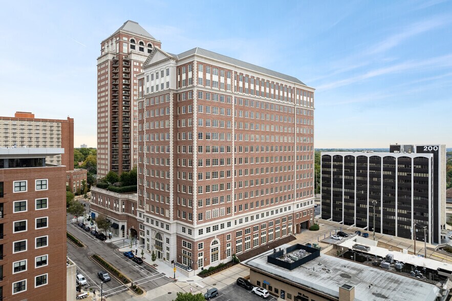 Primary Photo Of 190 Carondelet Plz, Clayton Office For Lease
