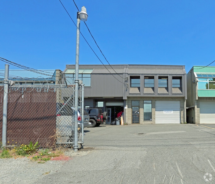 More Photos Of 1550 Richmond St, North Vancouver District Warehouse For Lease