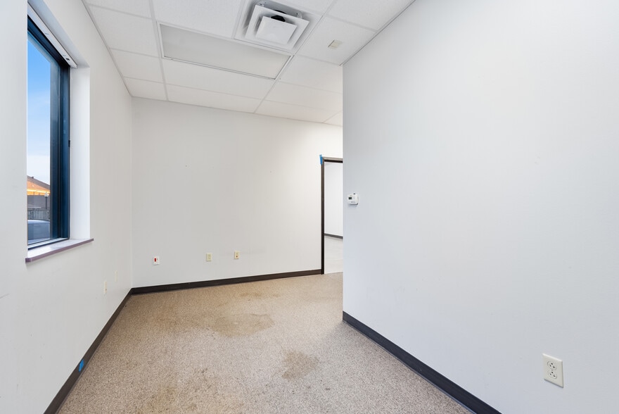 More Photos Of 2125 College Ave, Conway Freestanding For Lease