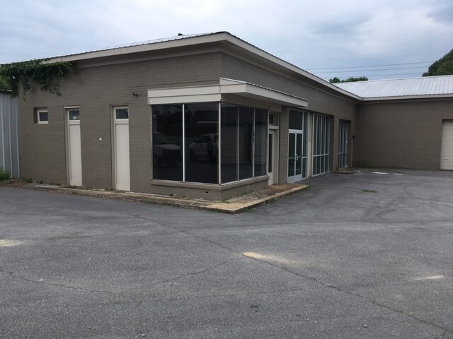 More Photos Of 116 W Bankhead Hwy, Villa Rica Storefront Retail Office For Sale