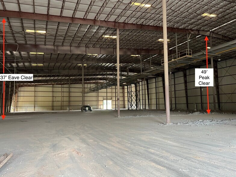 More Photos Of 318 Gordon St, Fairmount Industrial For Sale