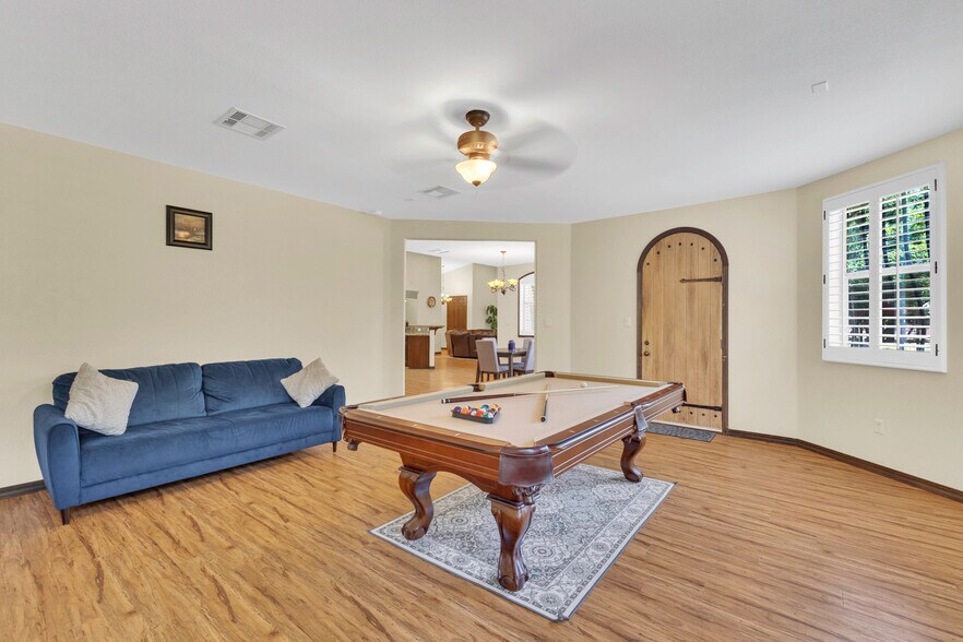 More Photos Of 636 Keagle Rd, Socorro Specialty For Sale