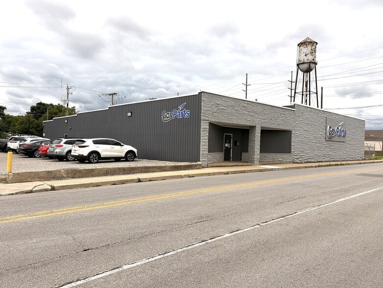 More Photos Of 1808 S Anthony Blvd, Fort Wayne Unknown For Lease