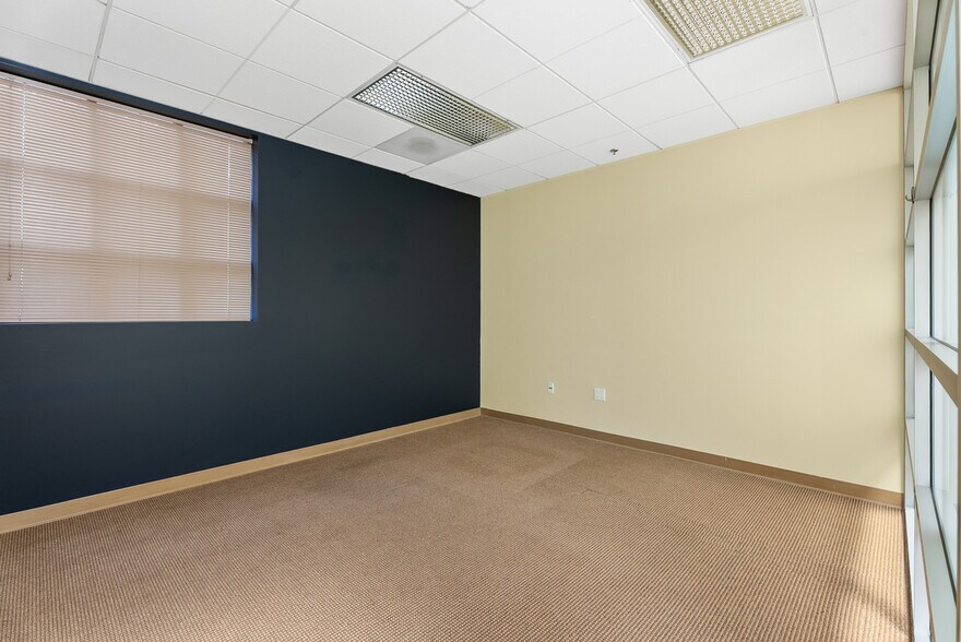 More Photos Of 33302 Valle Rd, San Juan Capistrano Office For Sale