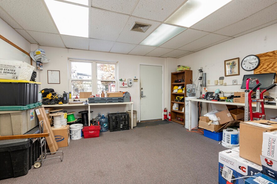 More Photos Of 2149 Wantagh Ave, Wantagh Office For Sale