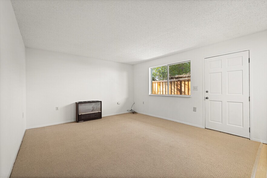 More Photos Of 611 Hendley St, Santa Rosa Apartments For Sale