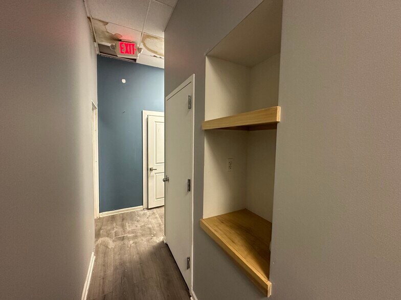 More Photos Of 4519-4523 N Milwaukee Ave, Chicago Apartments For Lease