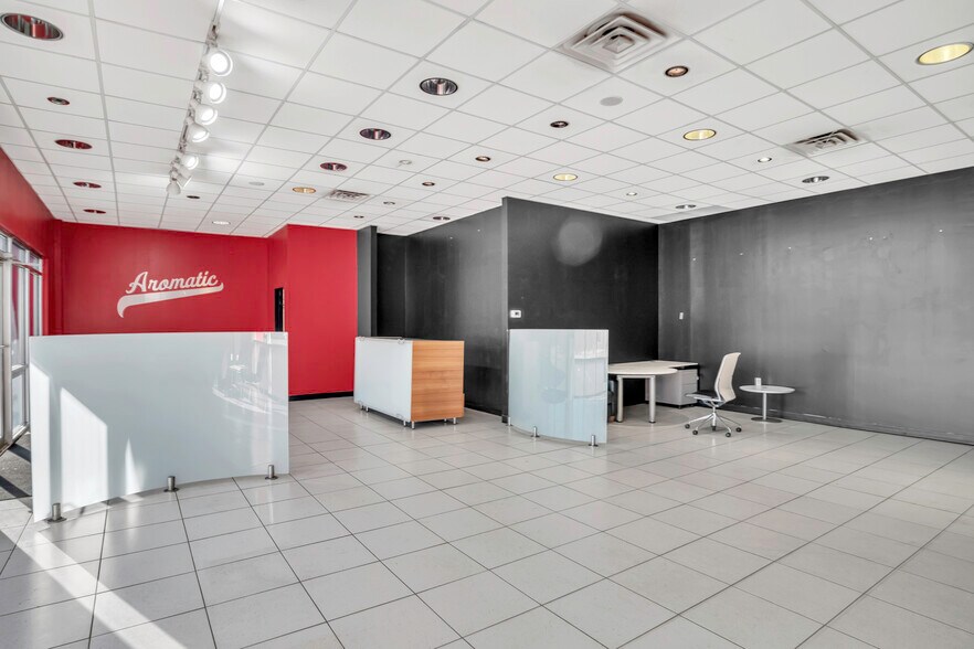 More Photos Of 253 Greenfield Rd, South Deerfield Auto Dealership For Sale