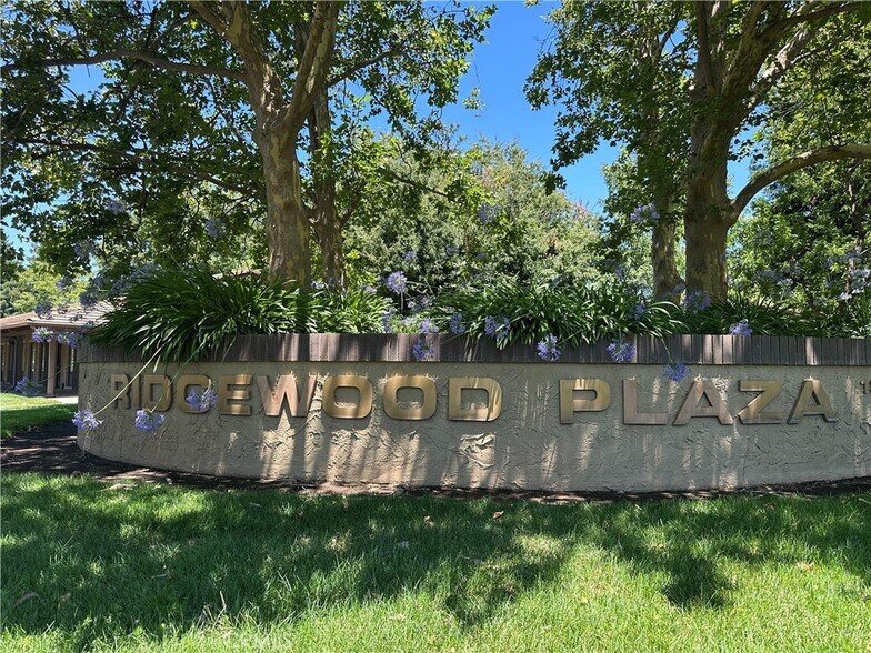More Photos Of 1370 Ridgewood Dr, Chico Office For Sale