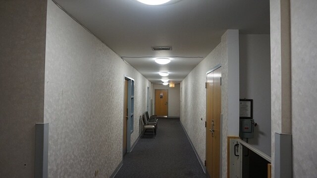 More Photos Of 6420 N California Ave, Chicago Coworking Space