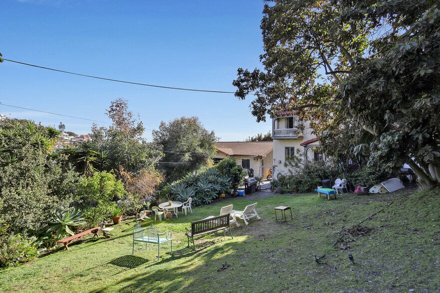 More Photos Of 153-157 W Channel Rd, Santa Monica Apartments For Sale