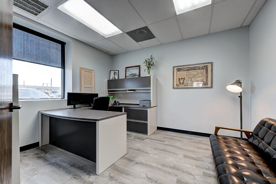 More Photos Of 121 N Crawford Ave, Norman Office For Lease