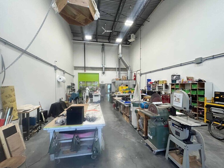 More Photos Of 5491 Regent St, Burnaby Distribution For Sale