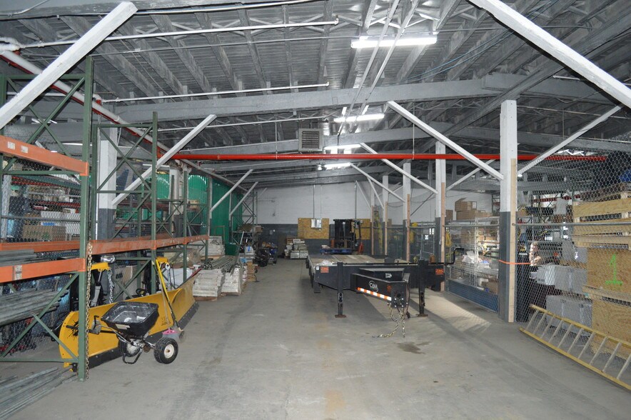 More Photos Of 12-01 34th Ave, Long Island City Warehouse For Lease