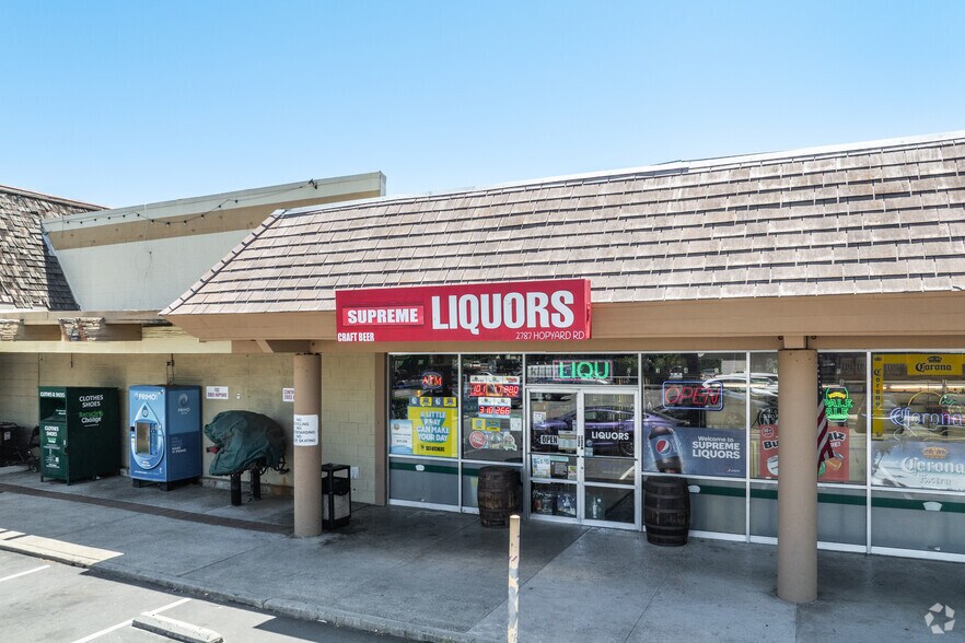 More Photos Of 2707 Hopyard Rd, Pleasanton General Retail For Sale