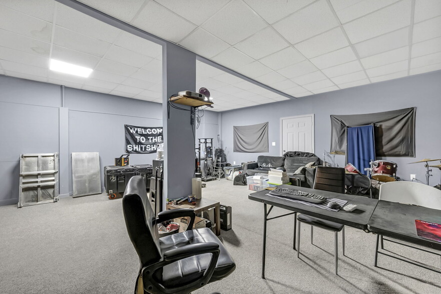 More Photos Of 4435 State Rd, Cleveland Storefront Retail Residential For Sale