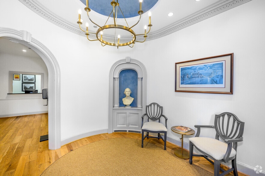 More Photos Of 600 Cameron St, Alexandria Office For Lease