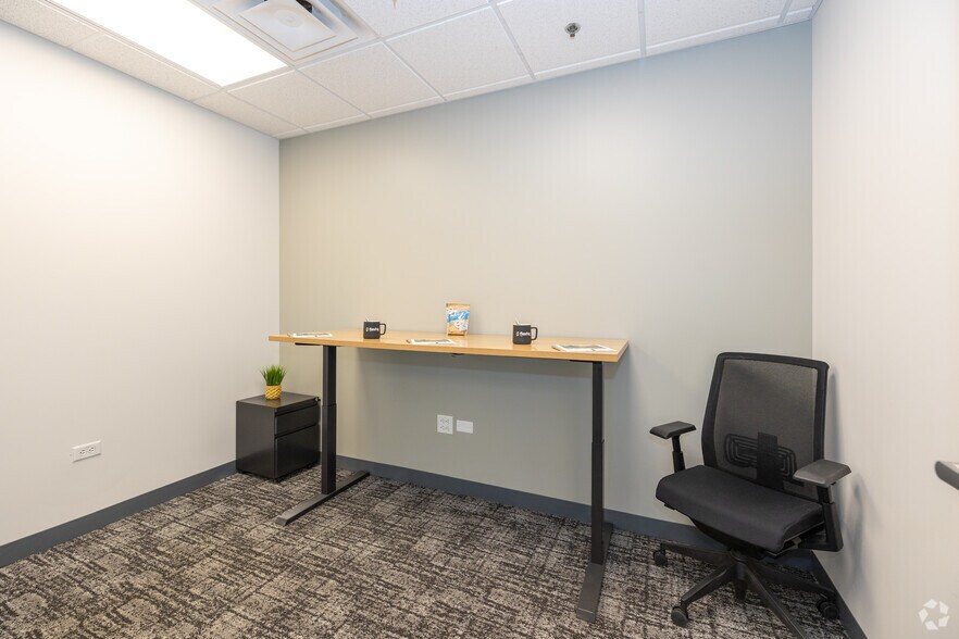 More Photos Of 5180 Fox St, Denver Warehouse For Lease