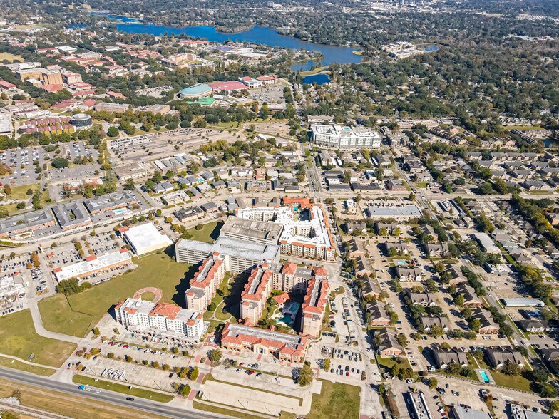 More Photos Of 4001 Nicholson Dr, Baton Rouge Hotel For Lease