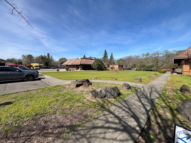 More Photos Of 2412 Foothill Blvd, Calistoga Land For Sale