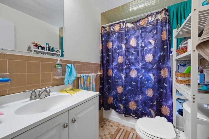 More Photos Of 1262-1264 US-22, Lebanon Auto Repair For Sale