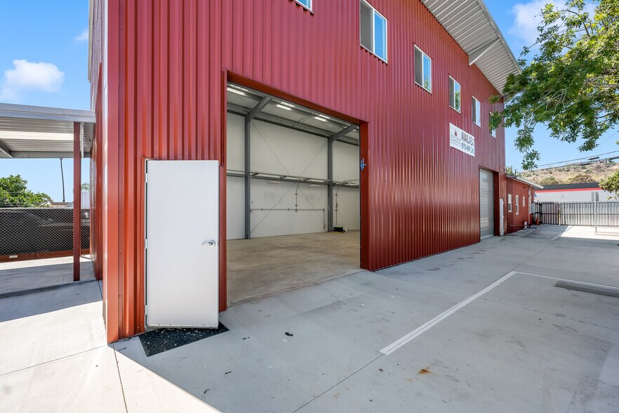 More Photos Of 7687 Lemon Ave, Lemon Grove Warehouse For Sale