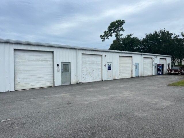 More Photos Of 326 S Yonge St, Ormond Beach Warehouse For Lease