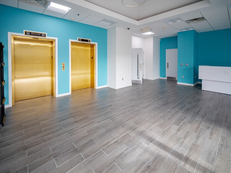 More Photos Of 45 Technology Dr, Warren Office For Sale