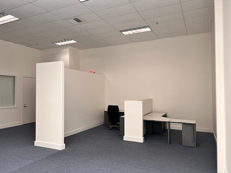 More Photos Of 2601 Skyway Dr, Santa Maria Office For Lease