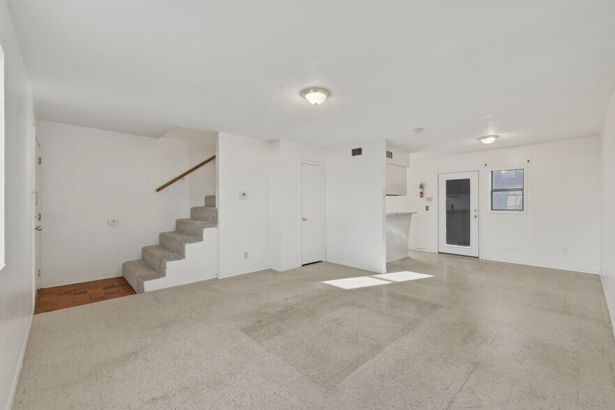 More Photos Of 1728 Pulliam St, San Angelo Apartments For Sale