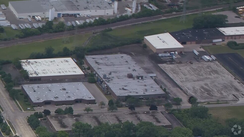 Primary Photo Of 742 Glenn Ave, Wheeling Warehouse For Lease