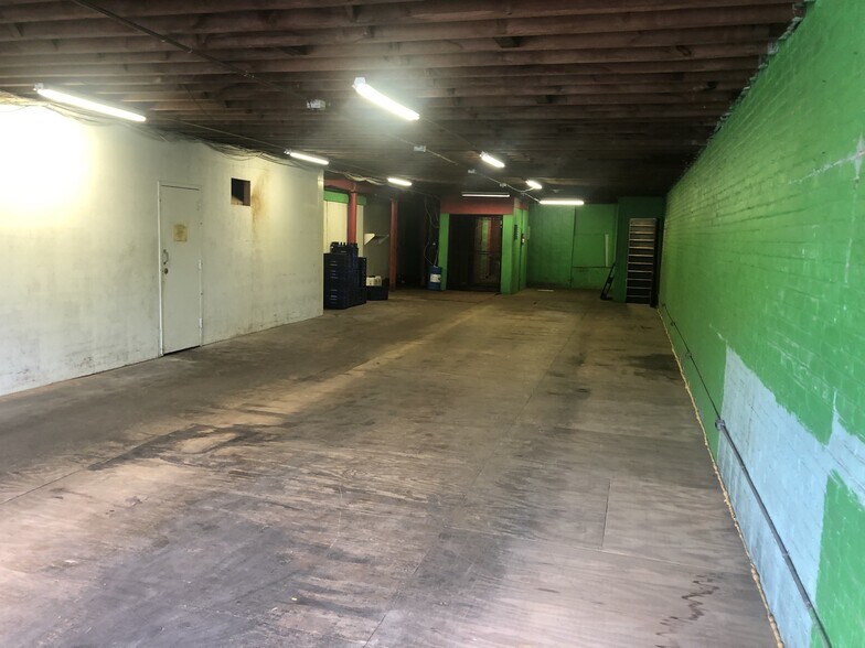 More Photos Of 185 Grant St, Buffalo Self Storage For Sale