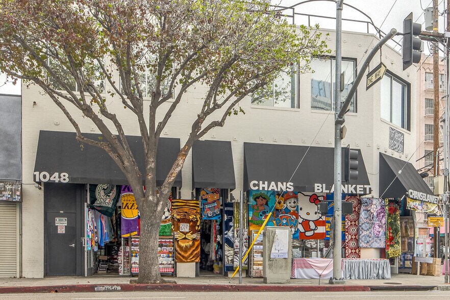 More Photos Of 1048-1050 S Los Angeles St, Los Angeles Storefront Retail Office For Sale