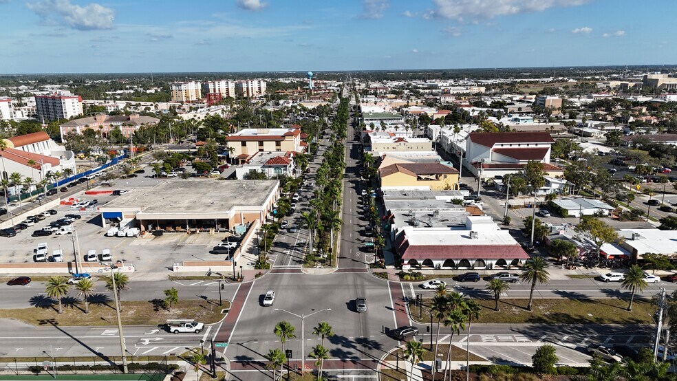 More Photos Of 325 W Venice Ave, Venice Storefront Retail Office For Lease